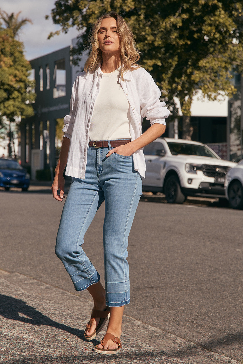 Adrift Denim Cropped Straight Leg Jeans in Light Blue Cotton