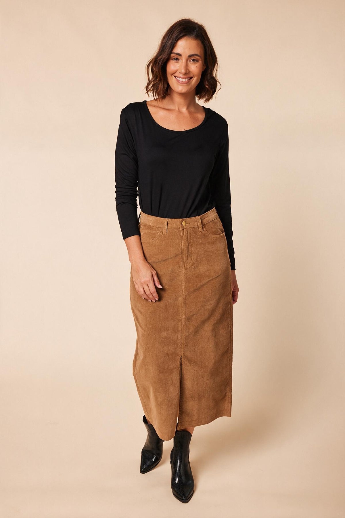 Adrift Split Skirt in Camel