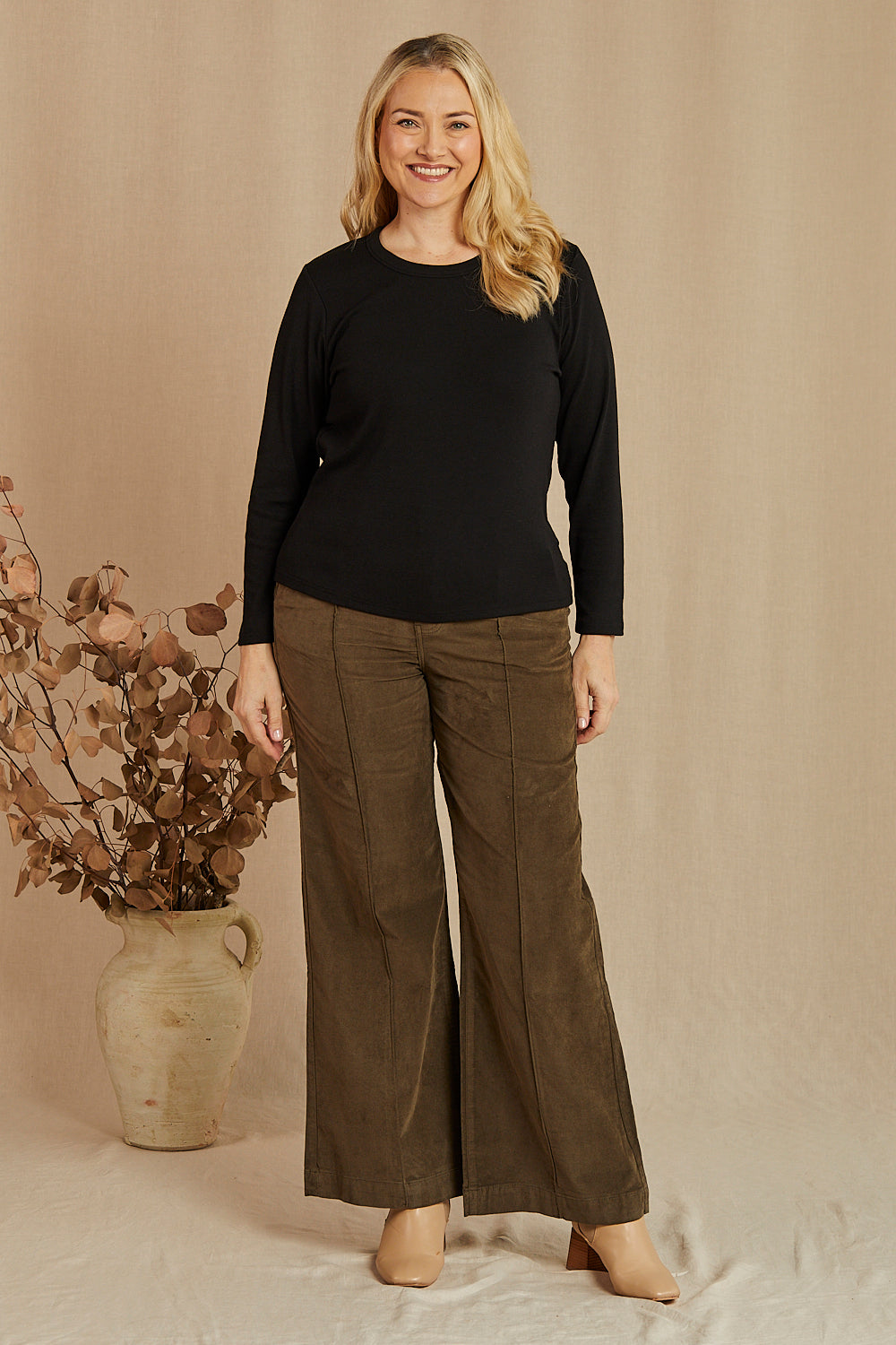 Adrift Wide Leg Brushed Cotton Pant in Olive