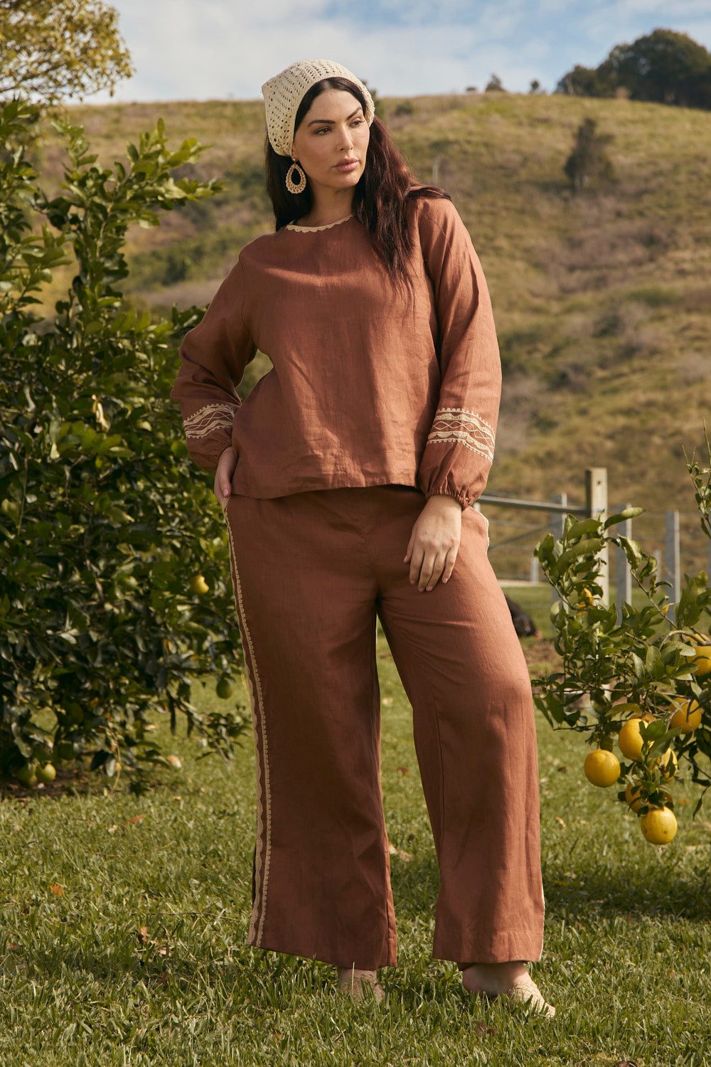 Camille Linen Split Pant in Rum Caramel