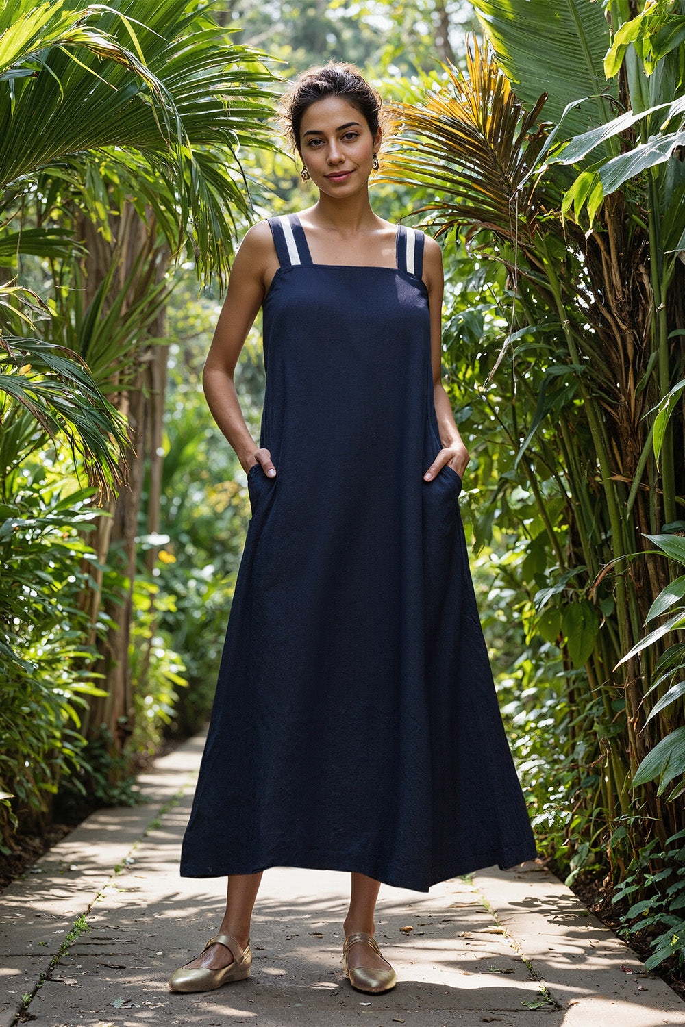 Bec Linen Sundress in Navy with White Stitching