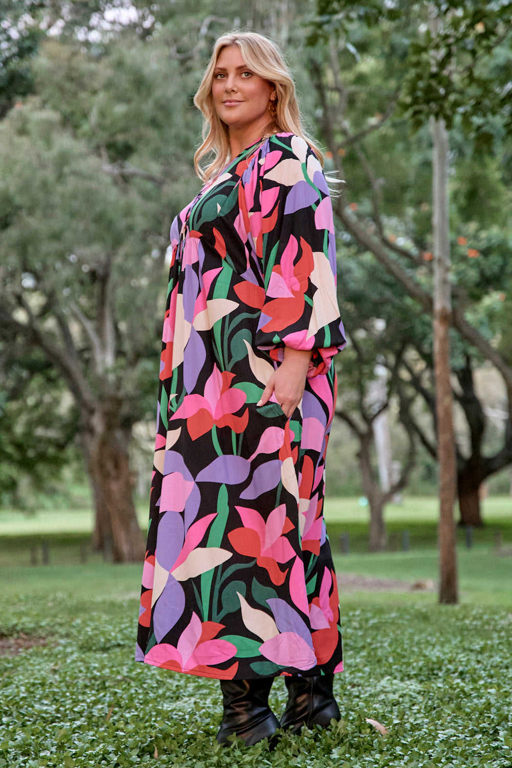 Cairo Long Sleeve Dress in Noir Petals