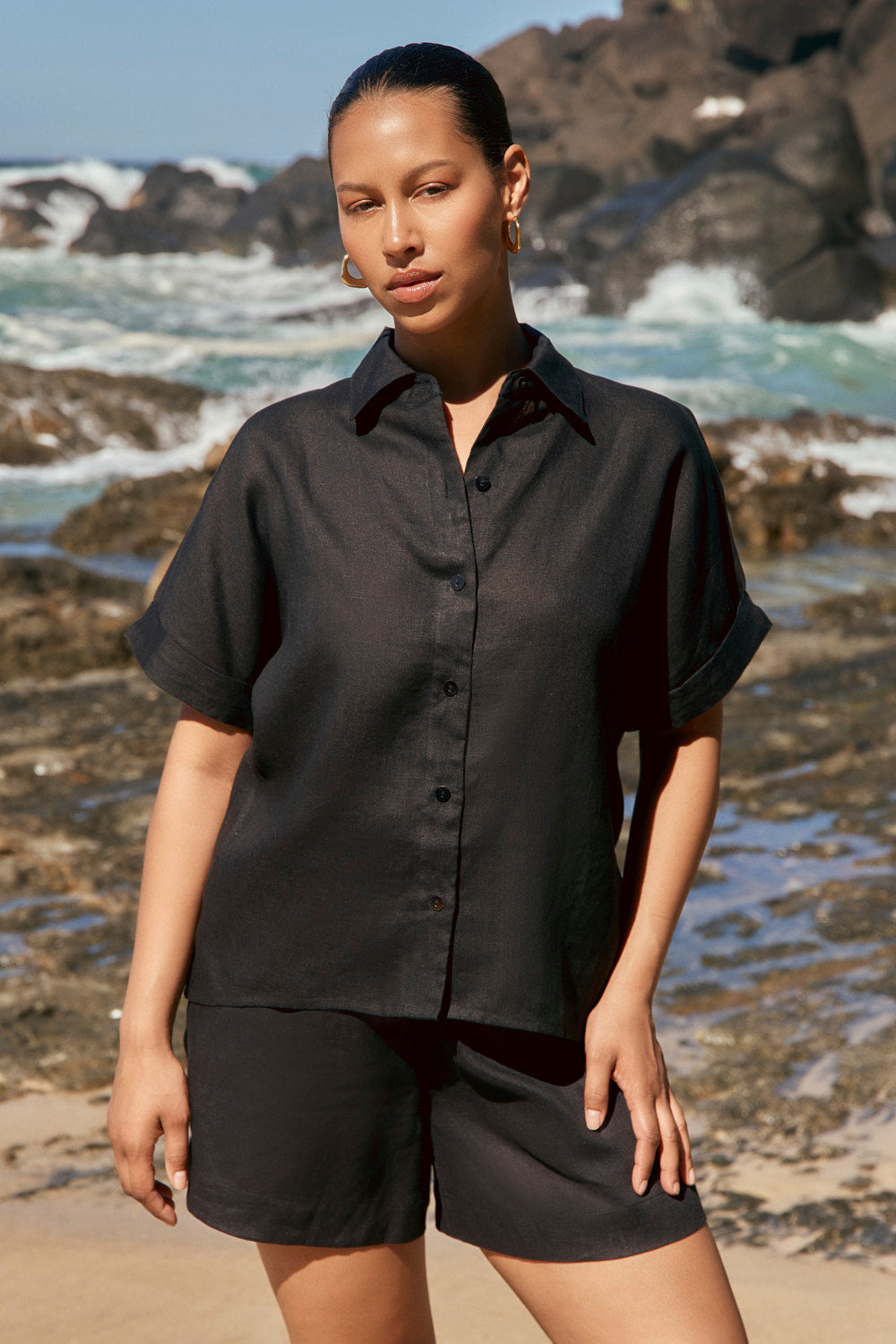 Carmen Linen Shirt in Black