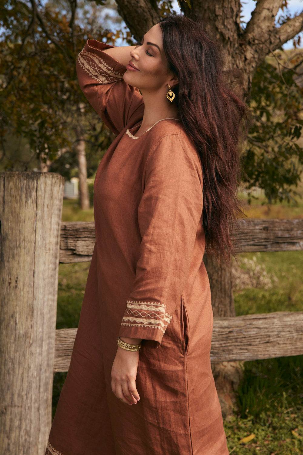 Jarla Linen Dress in Rum Caramel