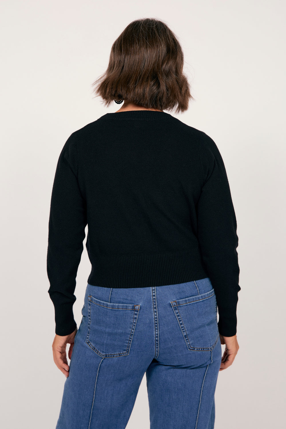 Knitted Cropped Cardigan in Black