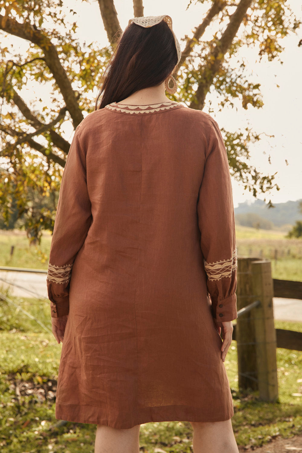 Kora Long Sleeve Linen Dress in Rum Caramel