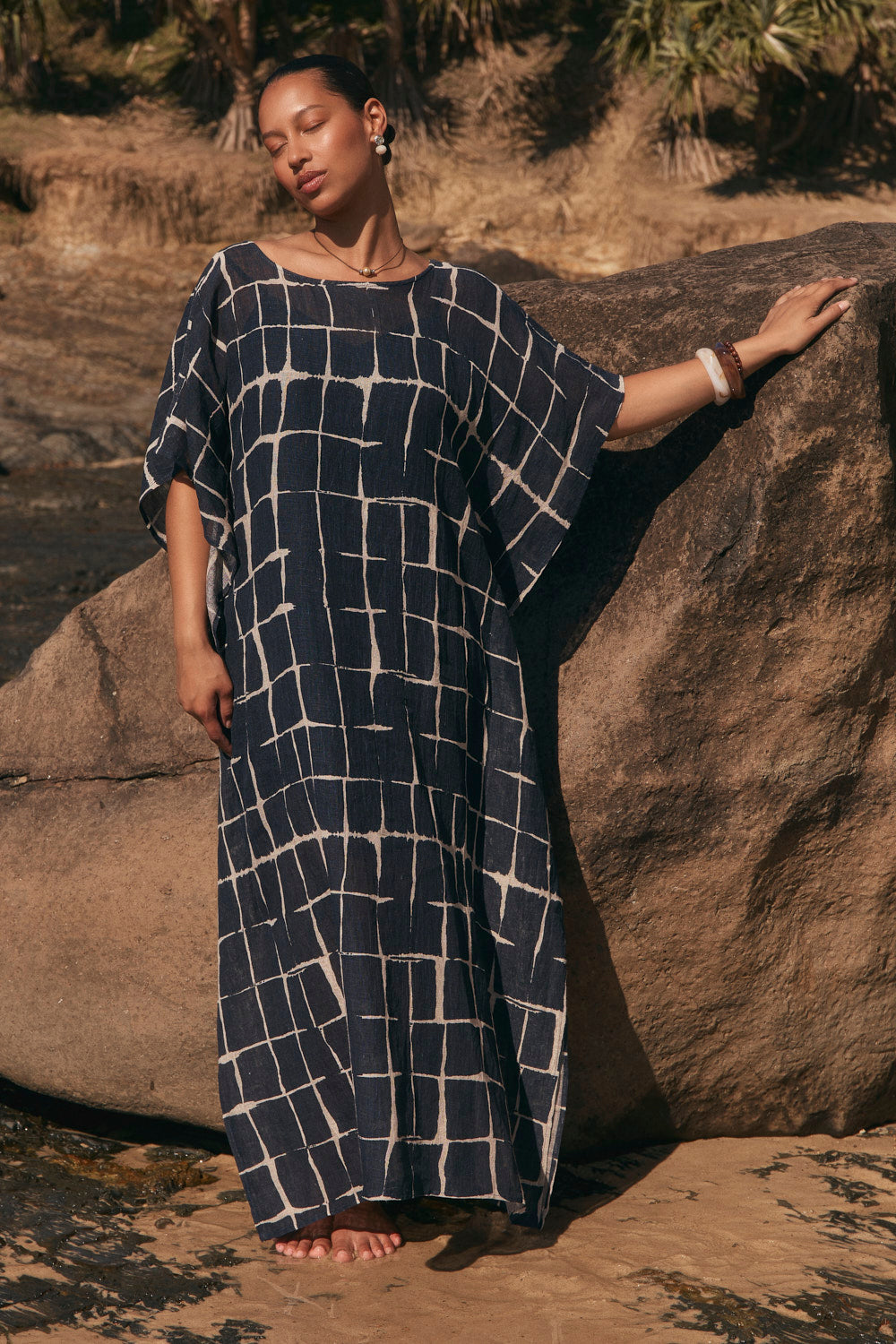 Liesl Linen Kaftan in Woven Echo