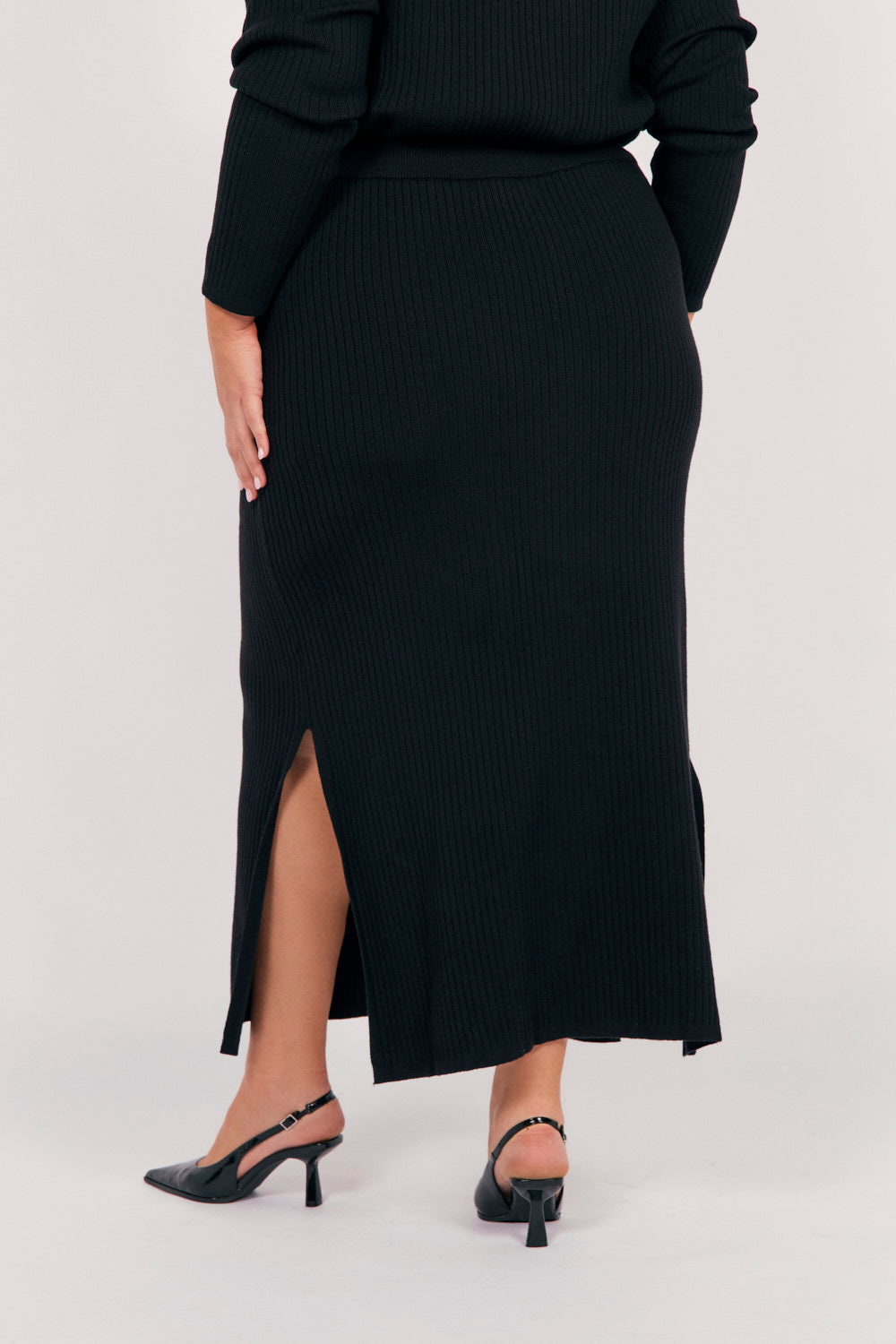 Knitted Skirt in Black