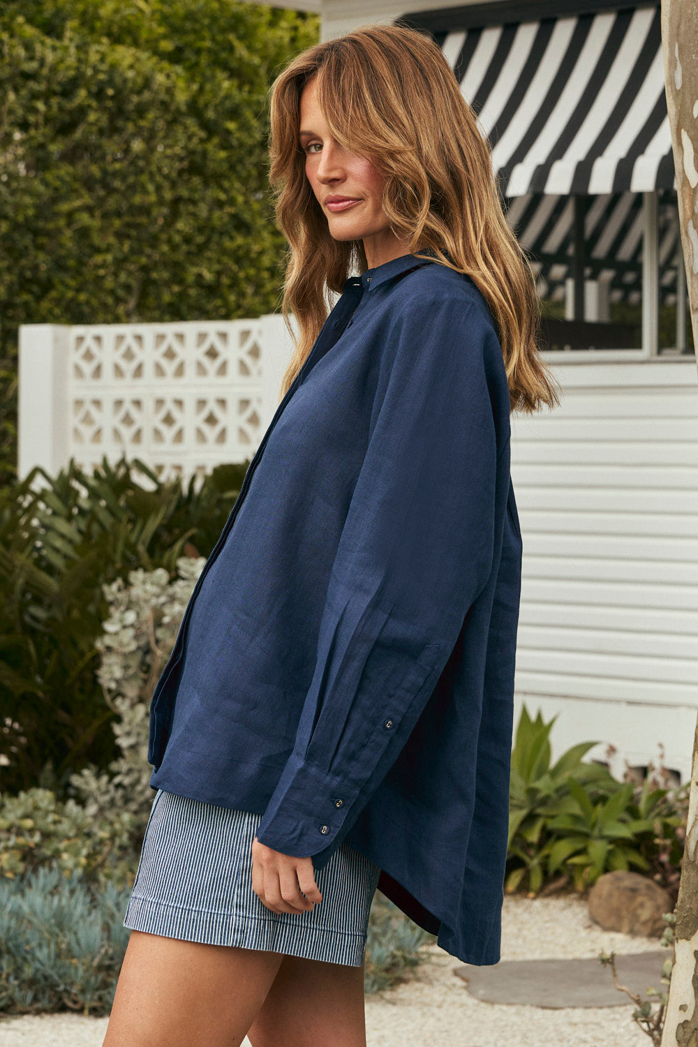 Oversized Linen Boyfriend Shirt in Navy