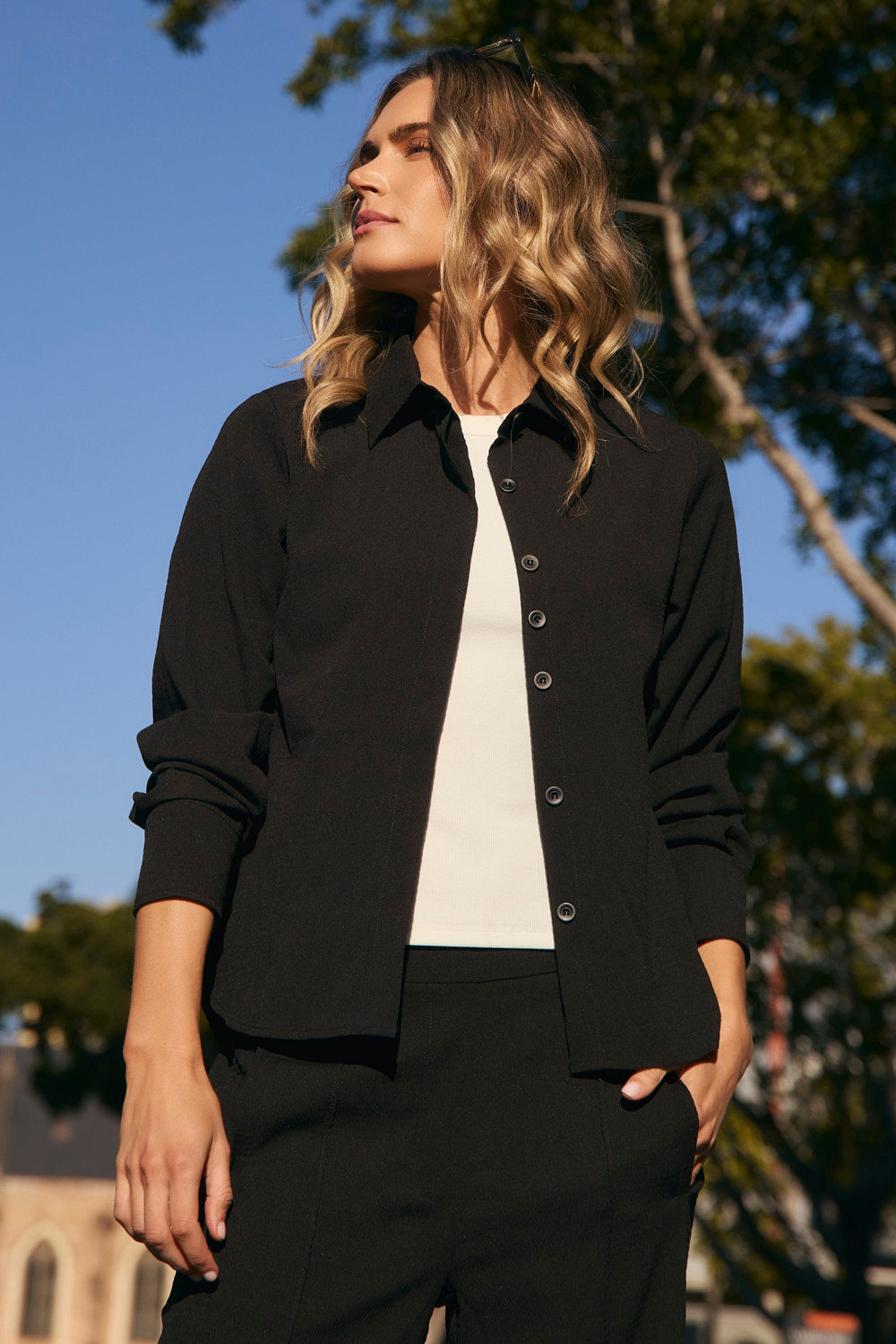 Relaxed Travel Shirt in Black
