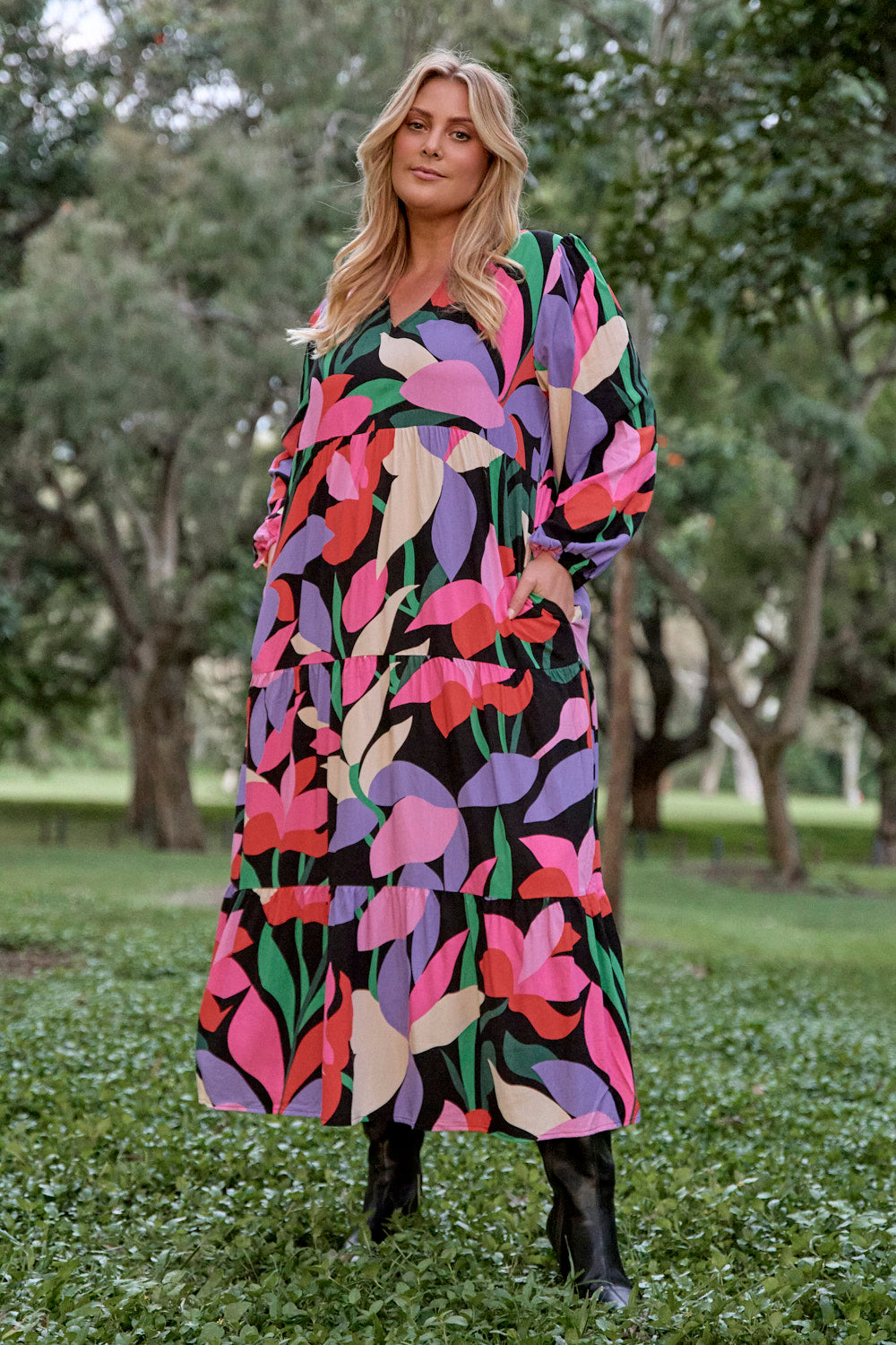 Sabrina Long Sleeve Maxi Dress in Noir Petals