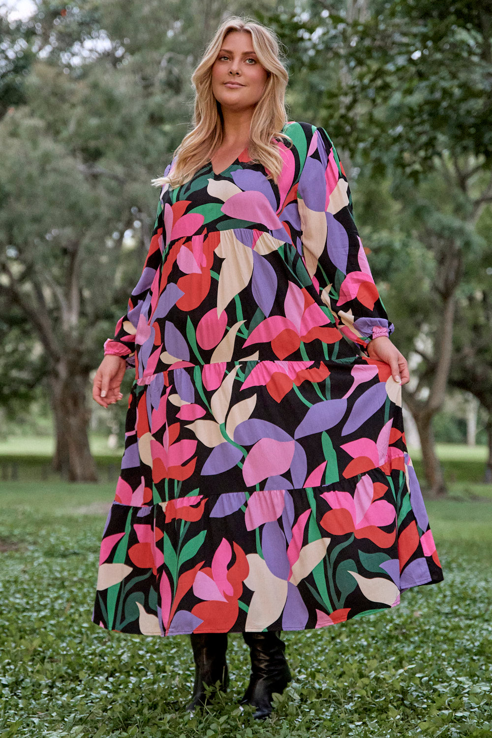 Sabrina Long Sleeve Maxi Dress in Noir Petals