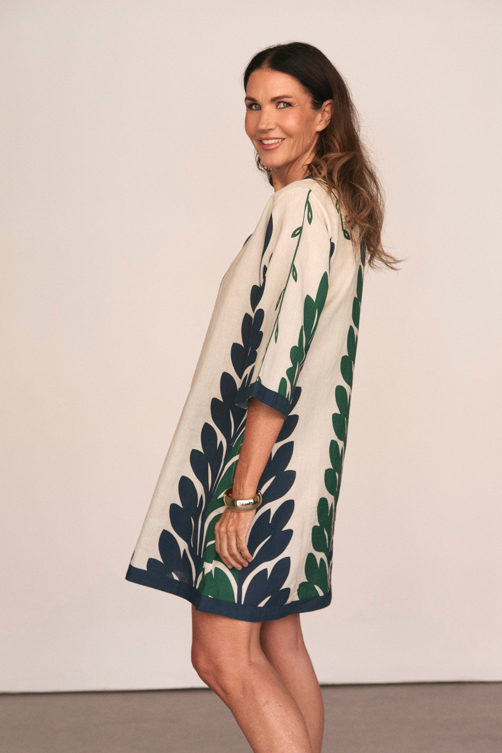Sacha Shift Dress in Vineline