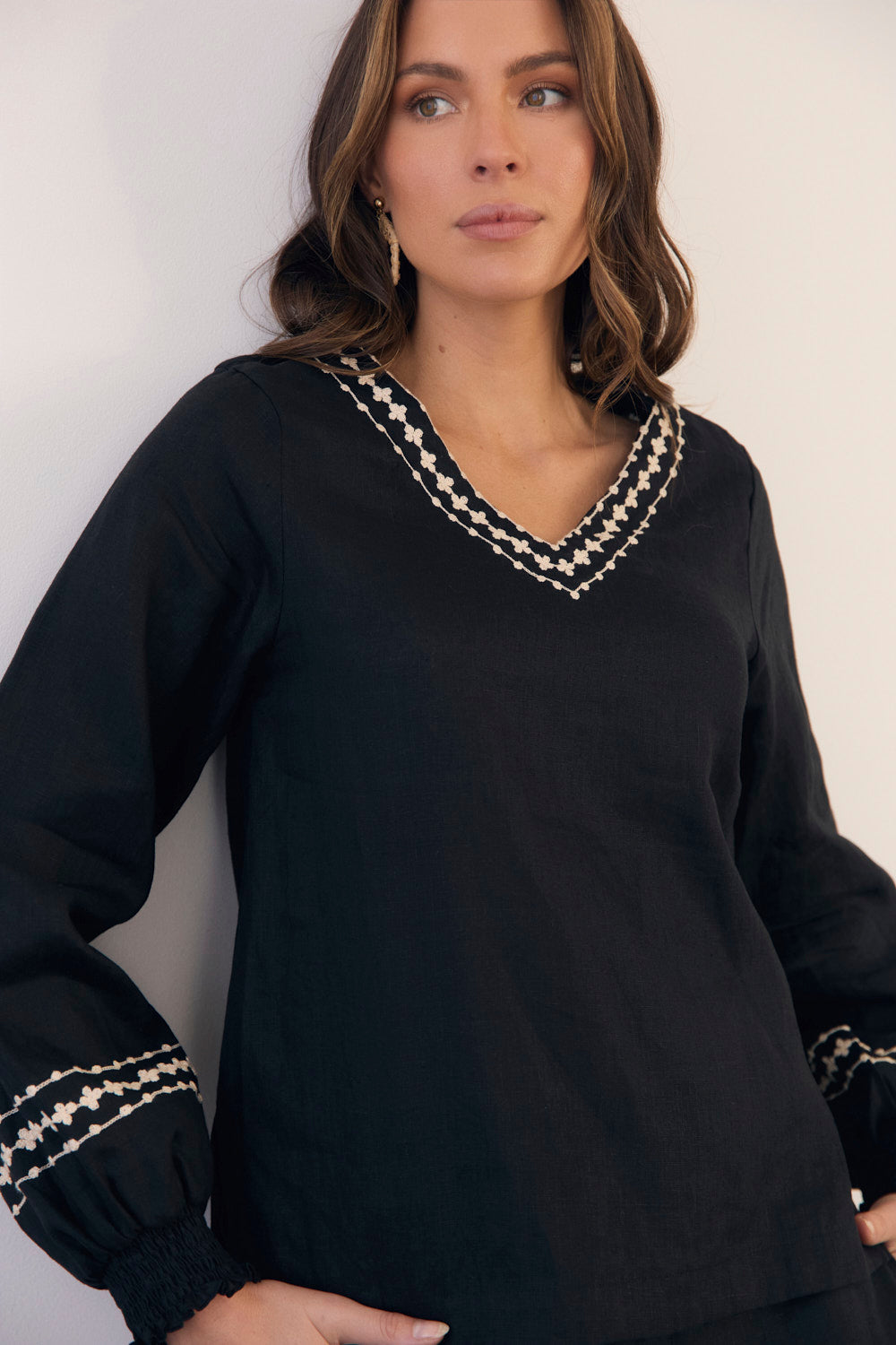 Samara Linen Blouse in Moonlit Noir