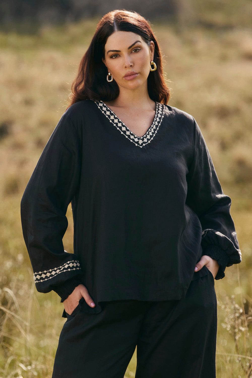Samara Linen Blouse in Moonlit Noir