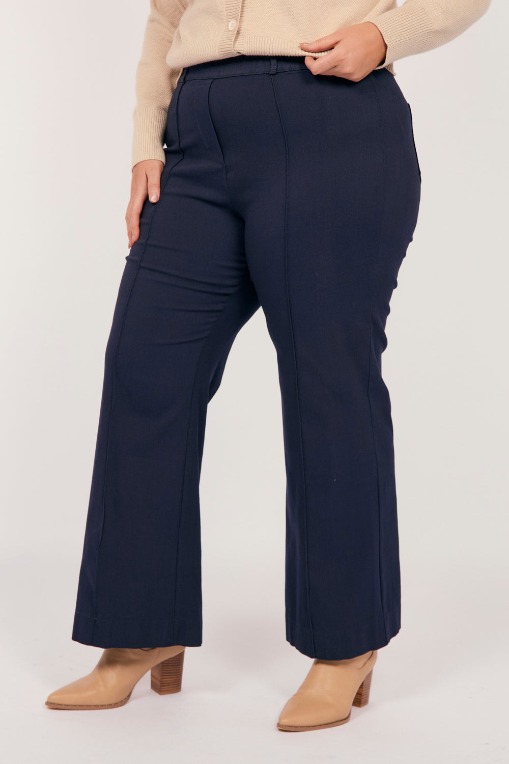 Stretch Wide Leg Pant in Navy