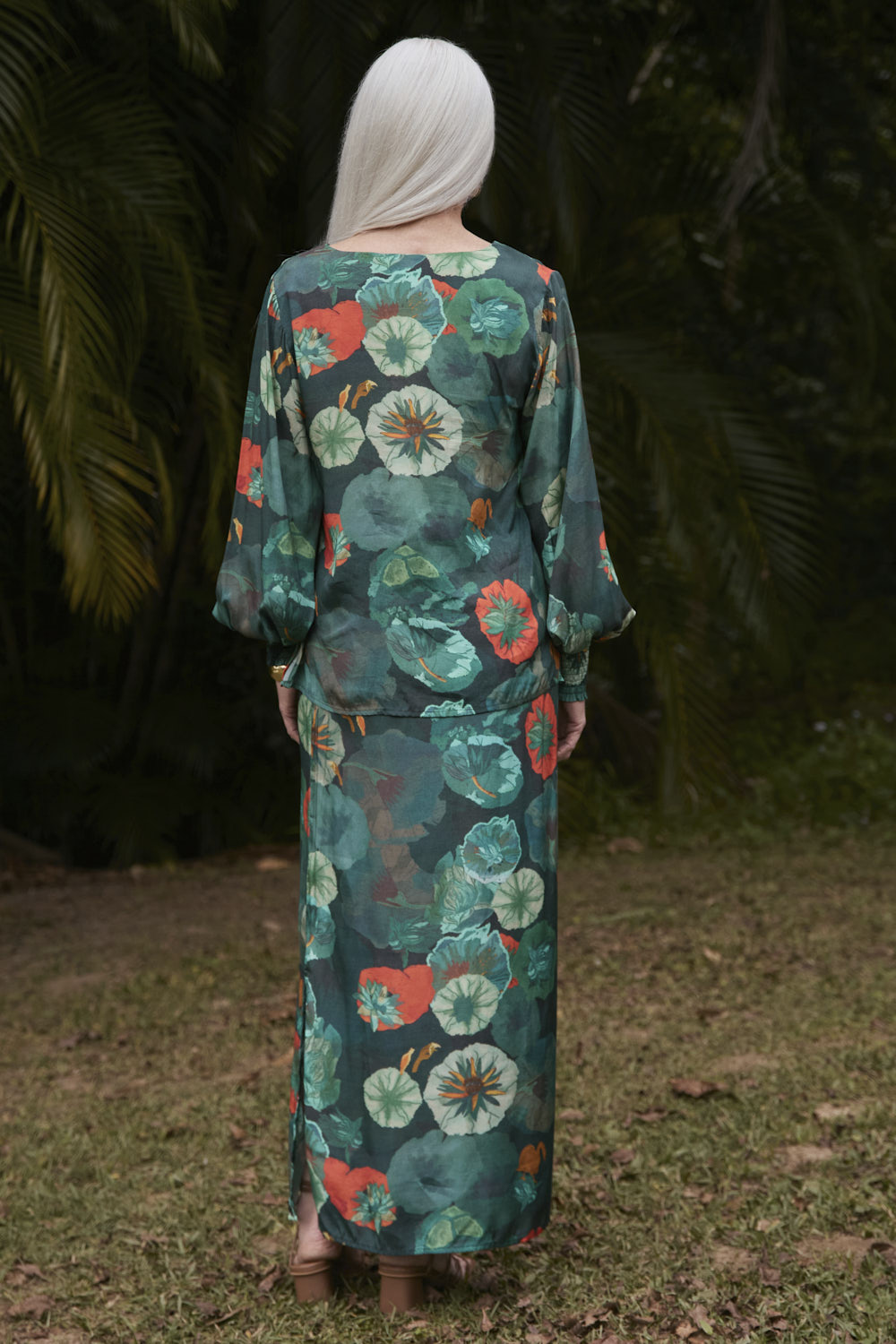 Ivy Column Skirt in Lotus