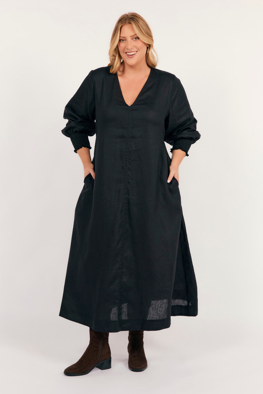 Tamara Long Sleeve Linen Dress in Black