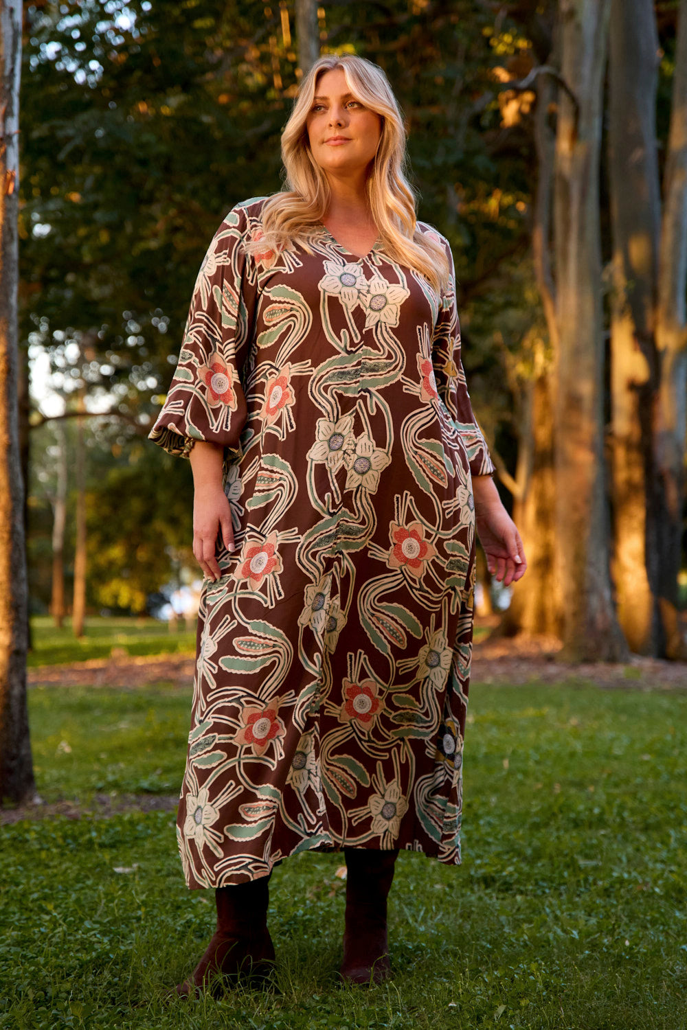 Tamryn Long Sleeve Dress in Twilight Grove