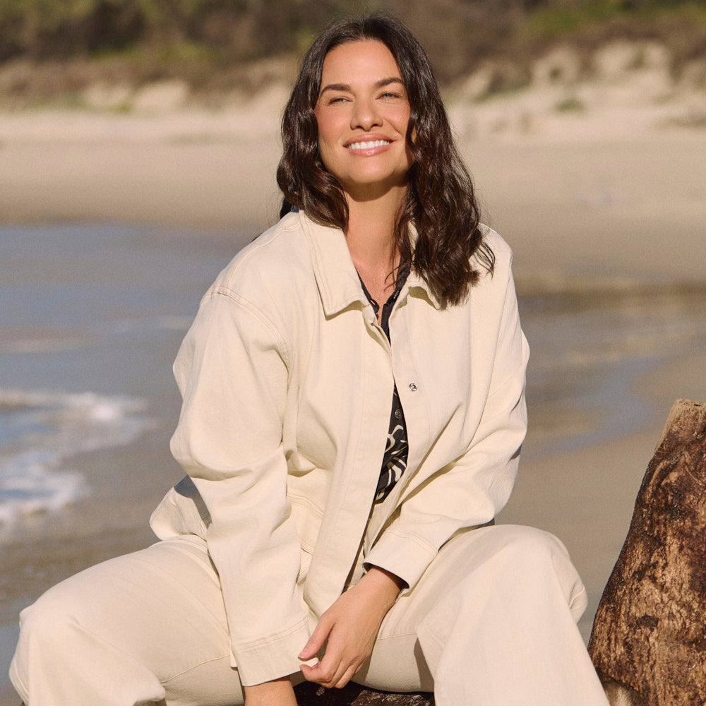 What to wear in Australia in June: breathable layers and curve-friendly dresses