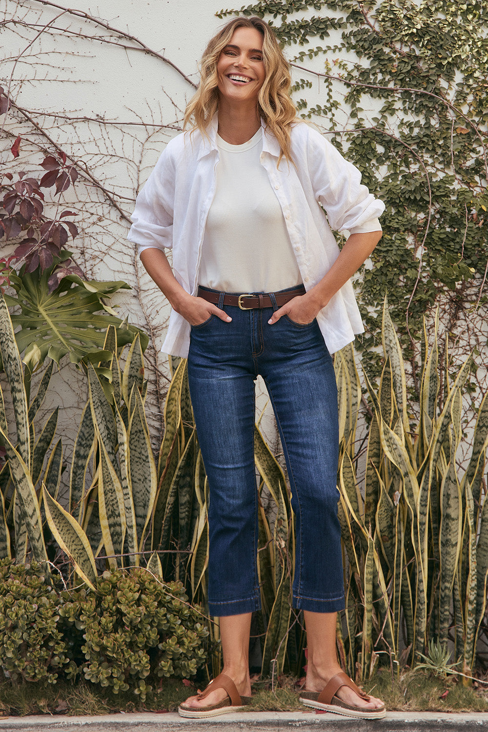 Adrift Denim Cropped Straight Leg Jeans in Dark Wash