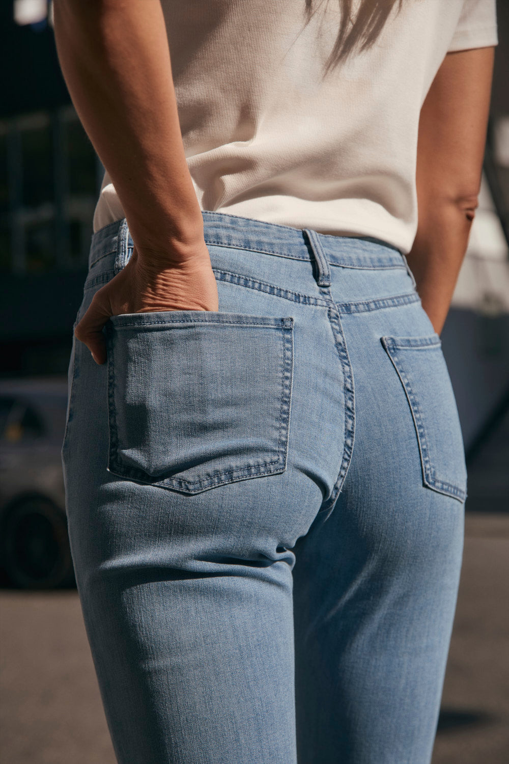 Adrift Denim Cropped Straight Leg Jeans in Light Wash