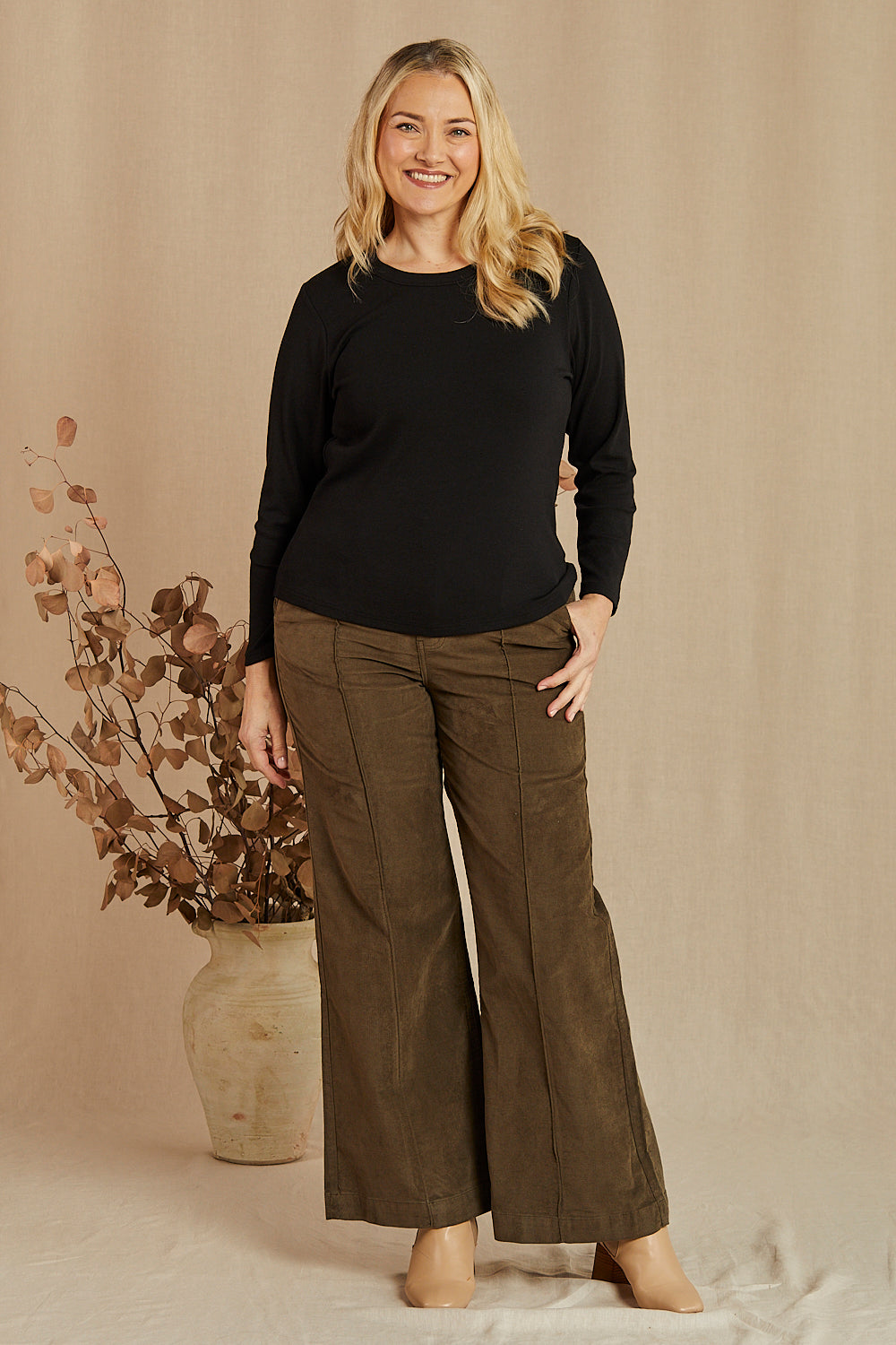 Adrift Wide Leg Brushed Cotton Pant in Olive