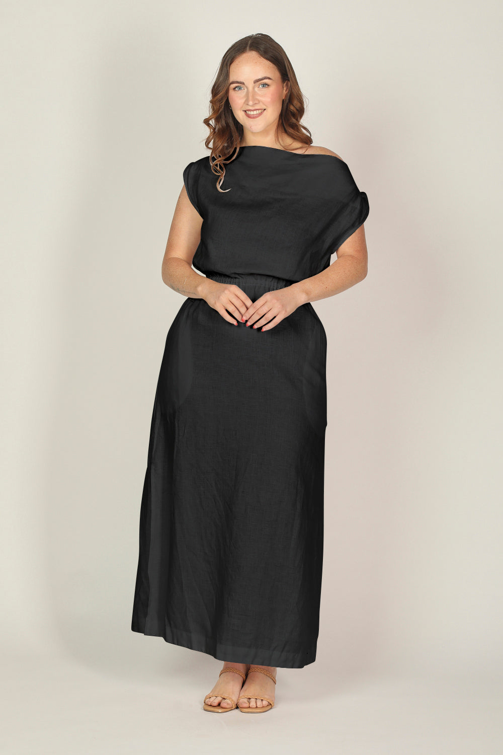 Alice Linen Drop Shoulder Dress in Black