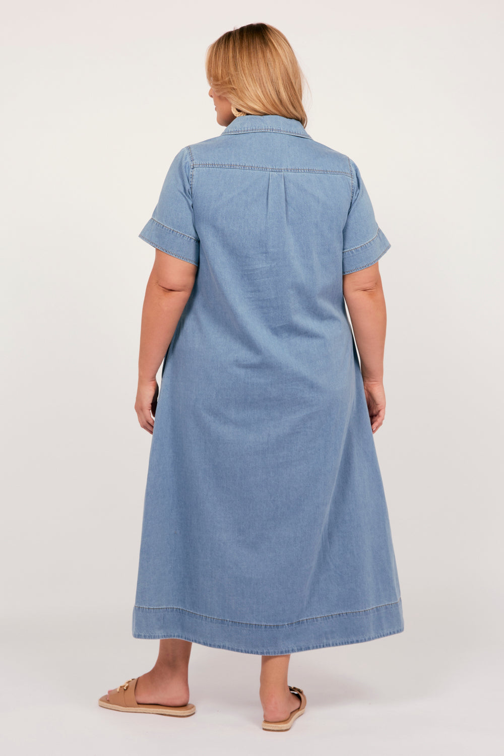 Anna Chambray Maxi Dress in Light Wash