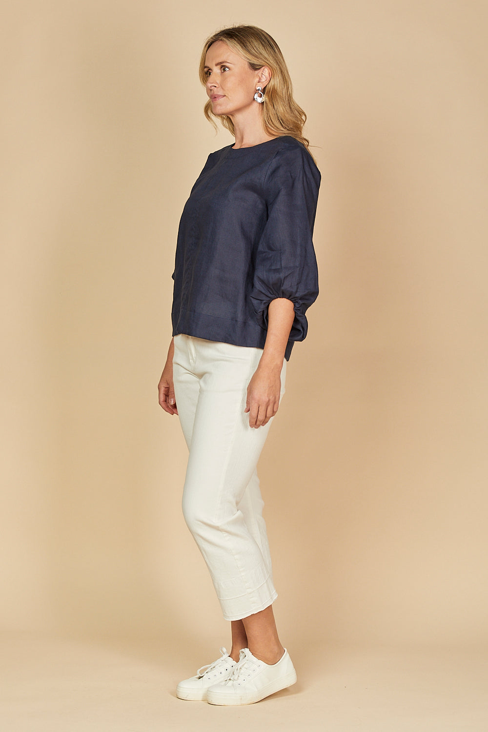 Audrey Linen Blouse in Navy