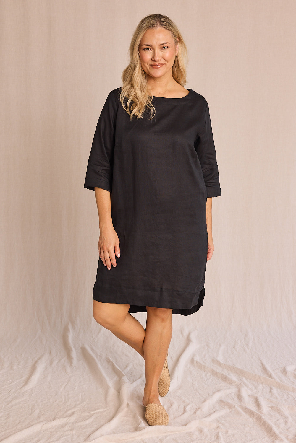 Adrift Women's Boatneck Shift Dress in Black - 100% Linen – Adrift Clothing