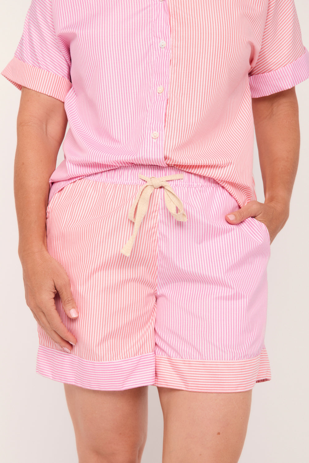 Breezy Pyjama Shorts in Sunrise Stripes