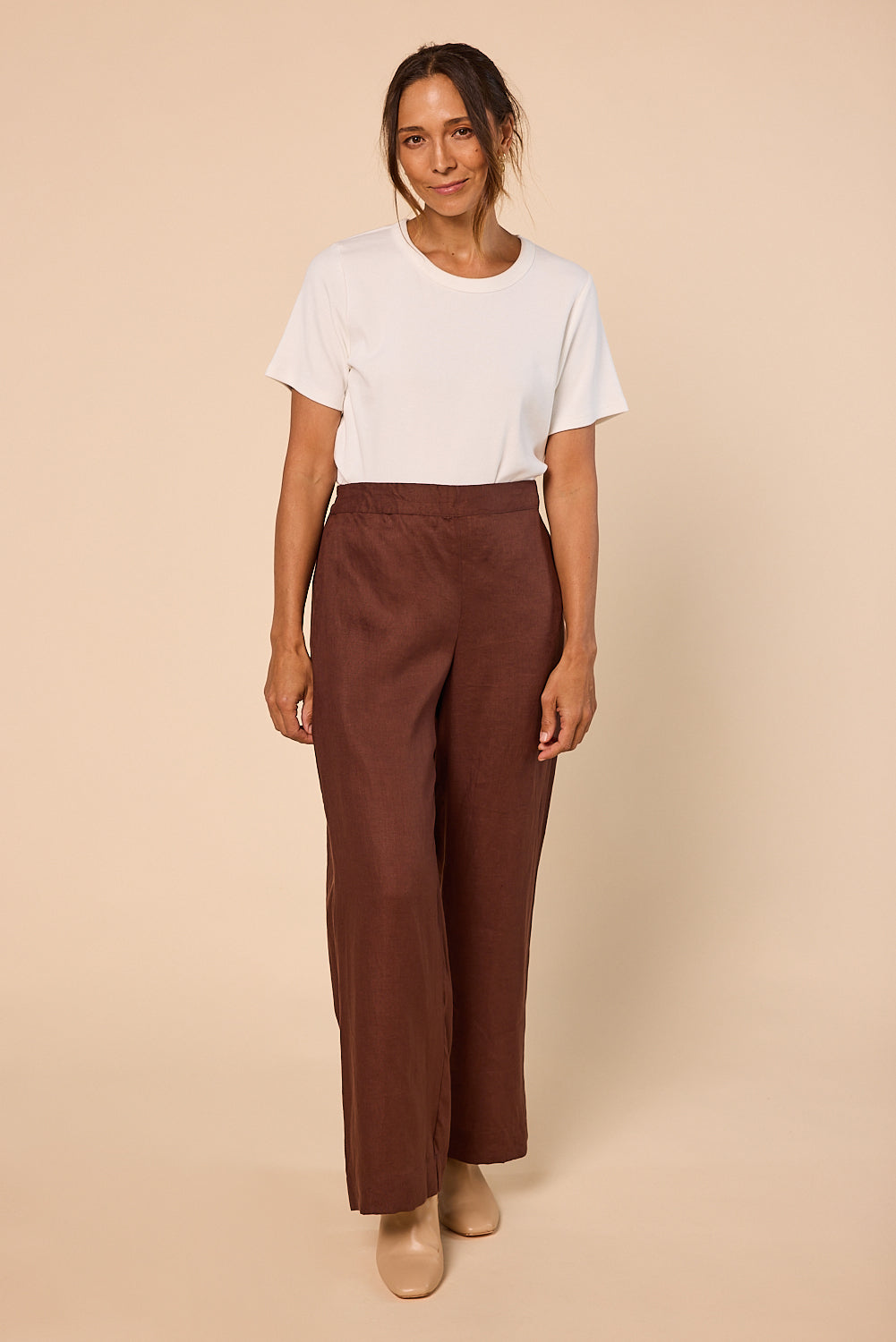 Camille Wide Leg Linen Pant in Raisin