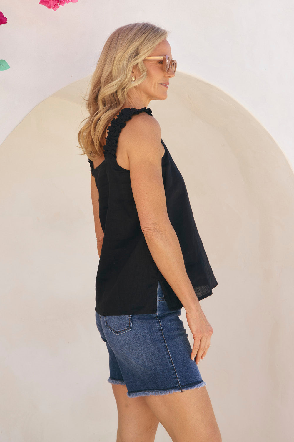Claire Linen Summer Top in Black