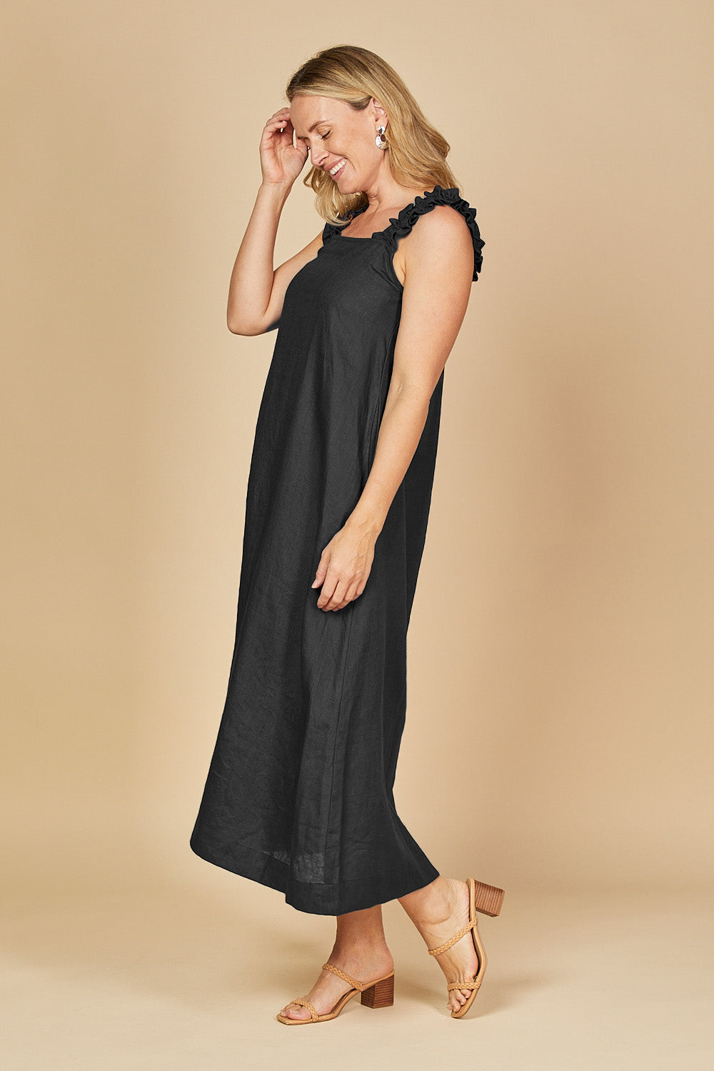 Claire Maxi Linen Dress in Black