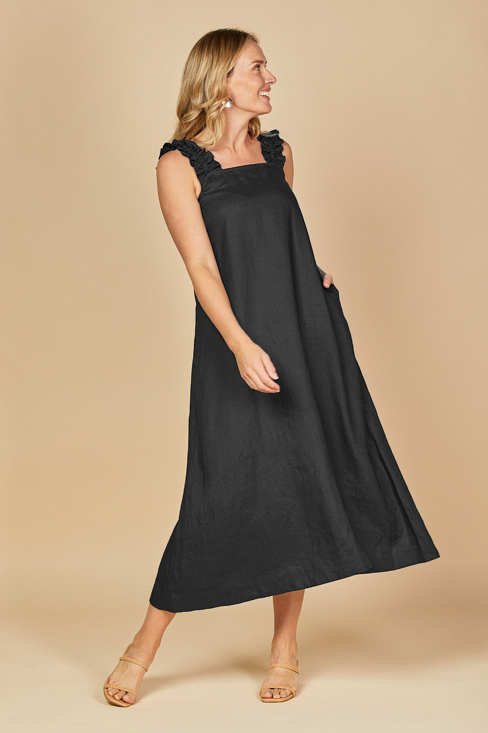 Claire Maxi Linen Dress in Black