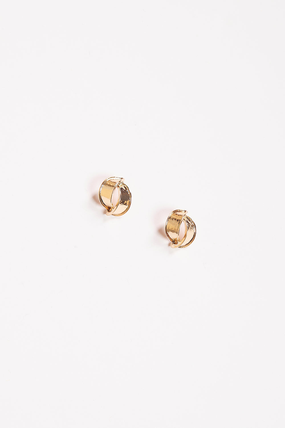 Crossover Mini Earrings in Gold