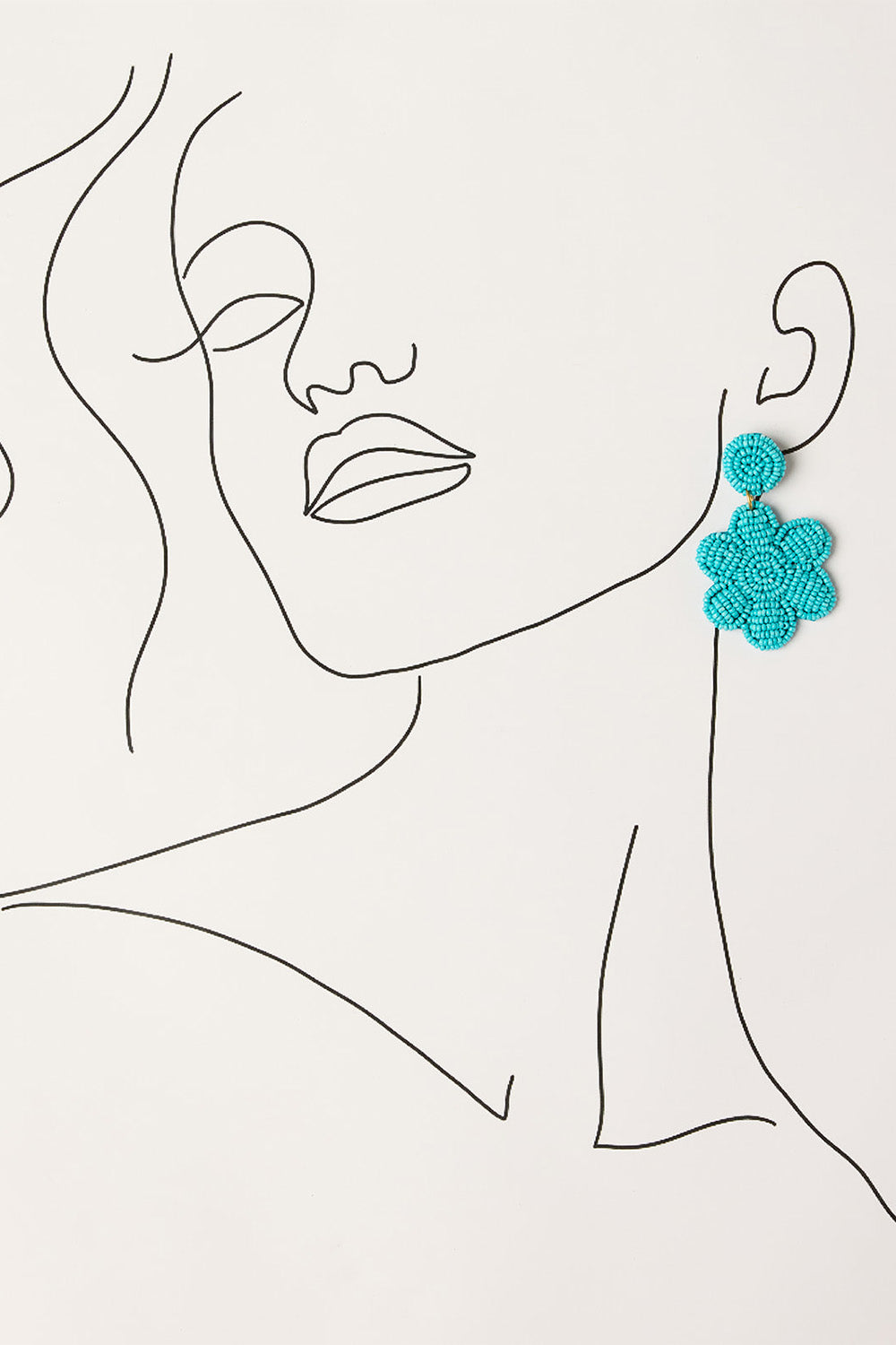 Daisy Beaded Earrings in Turquoise