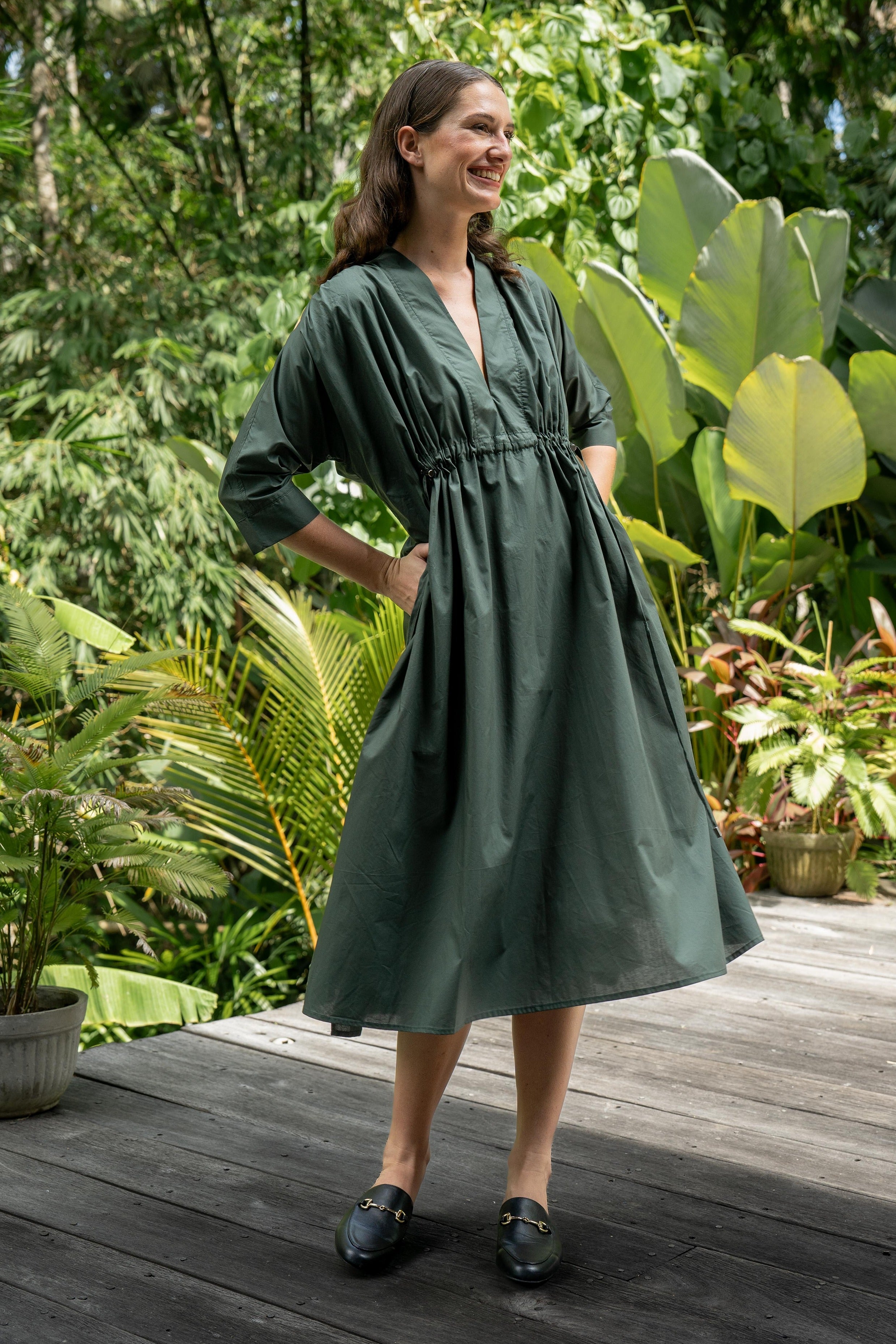 Finley Poplin Kaftan Dress in Bottle Green