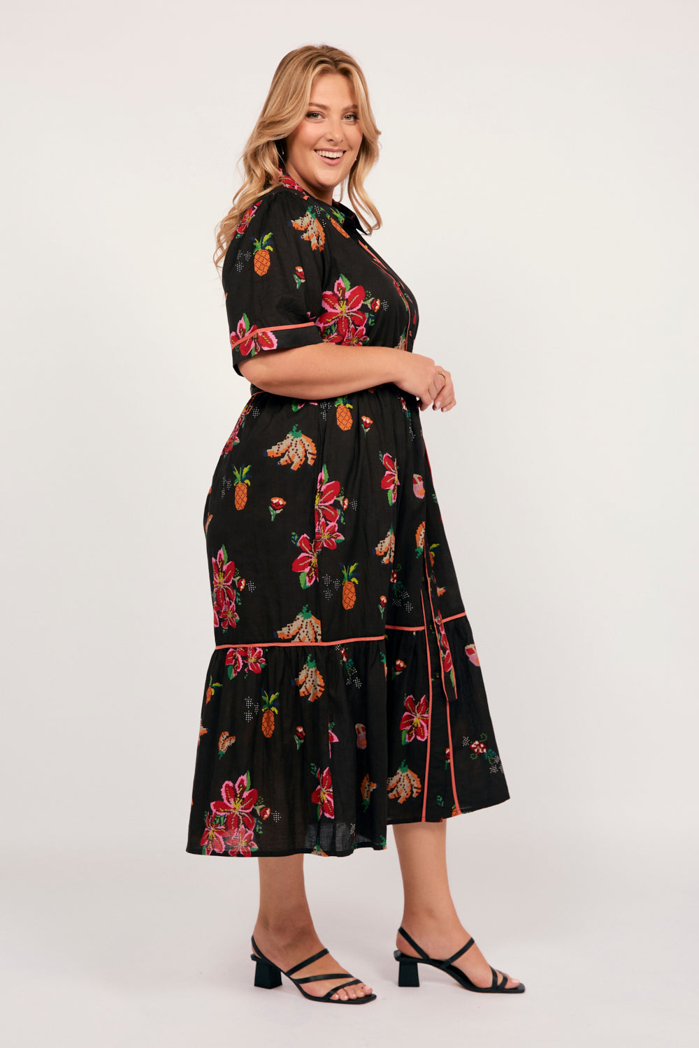 Ginette Maxi Dress in Tapestry Blooms