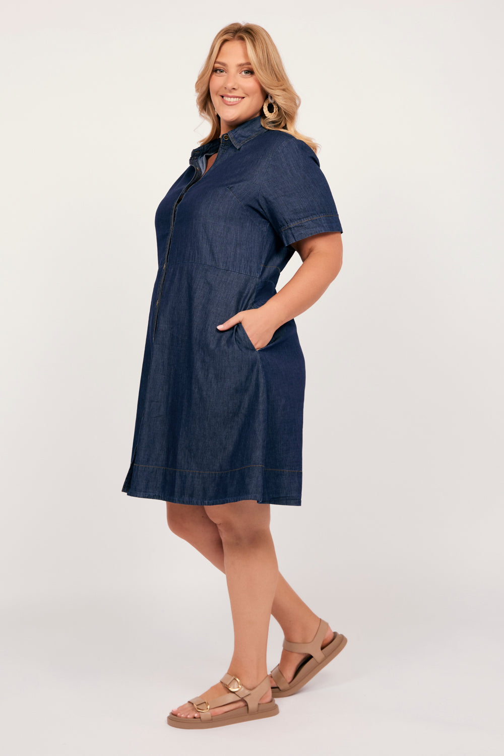 Gracie Chambray Short Dress in Dark Wash