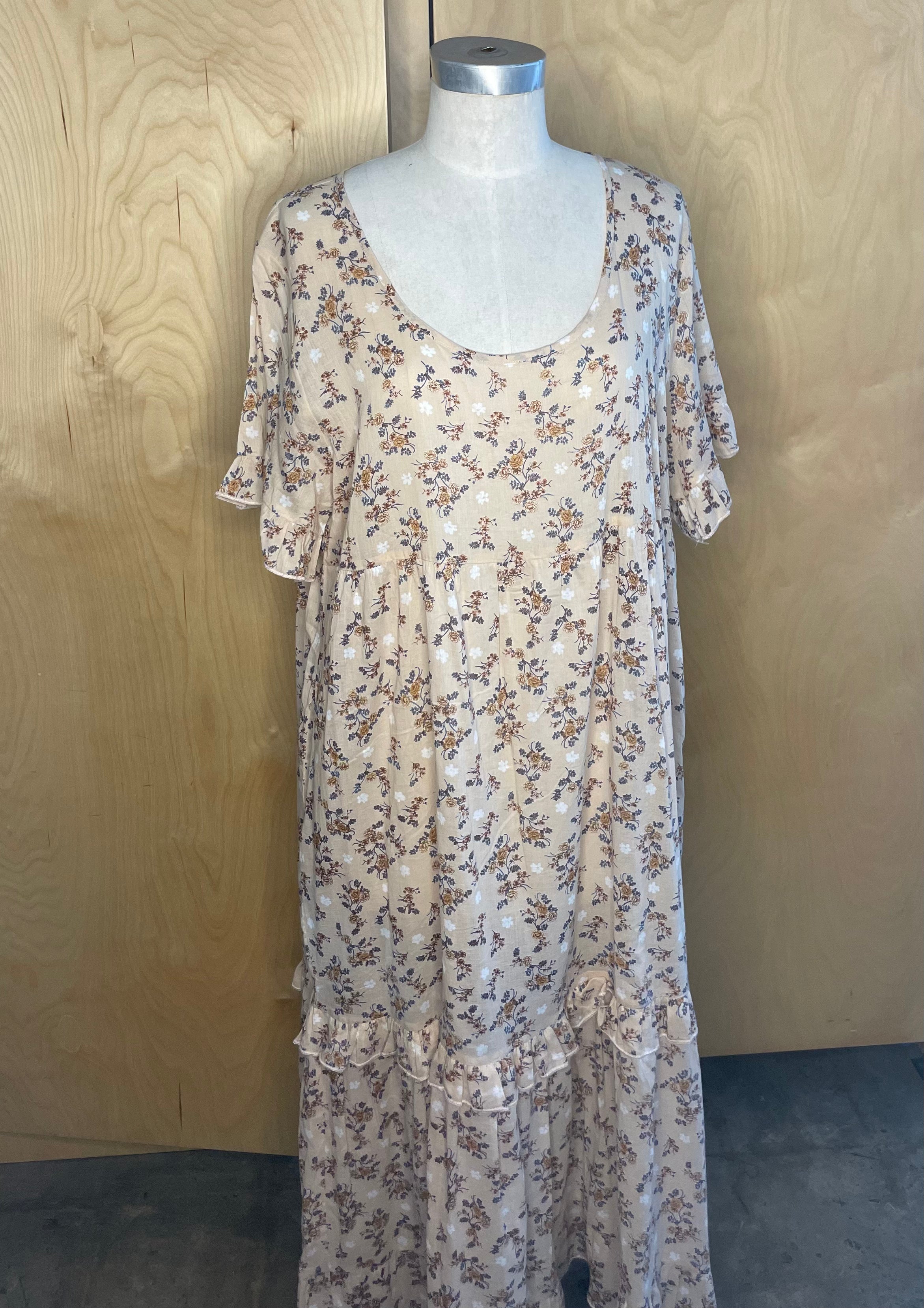 Sabre Frill Maxi Dress in Brown Floral