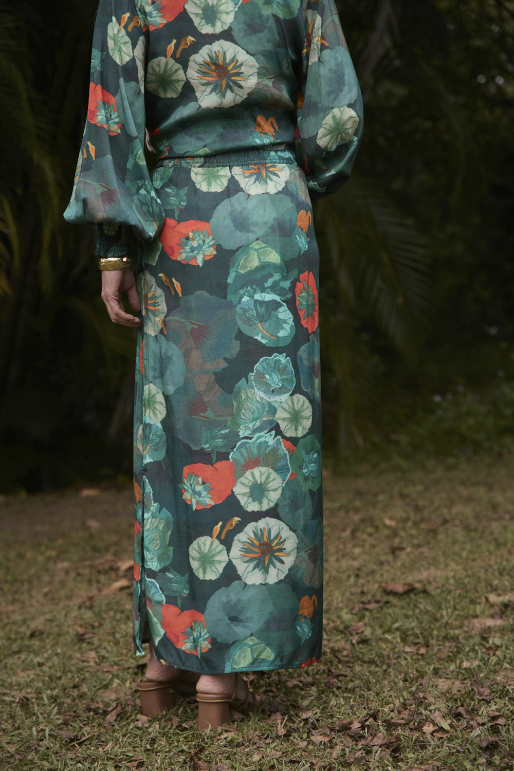 Ivy Column Skirt in Lotus