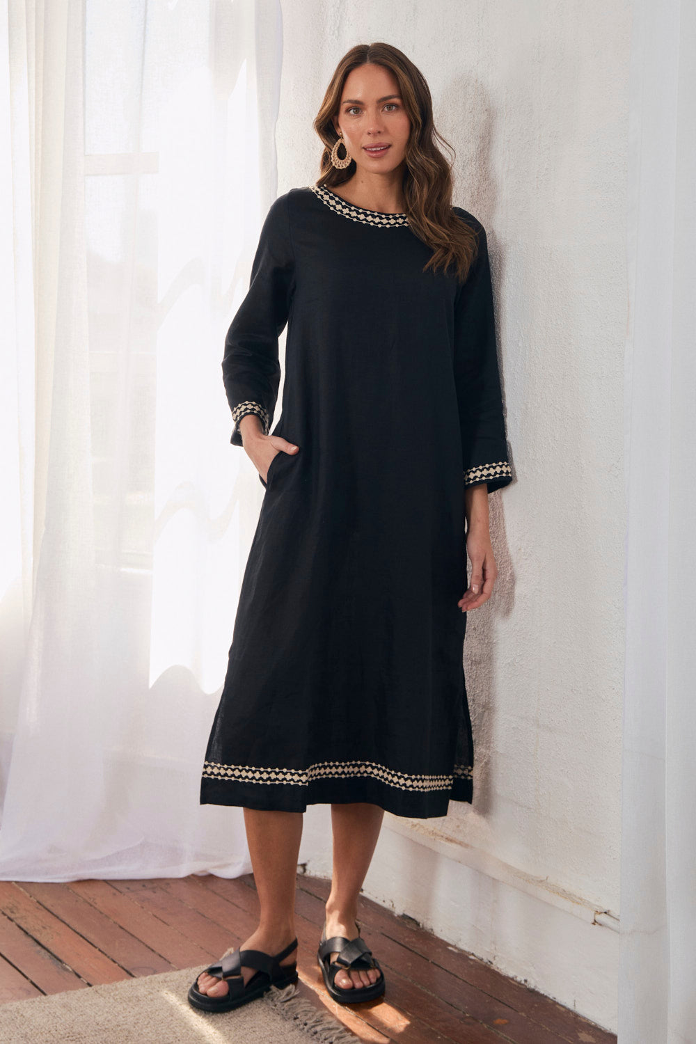 Jarla Linen Dress in Moonlit Noir