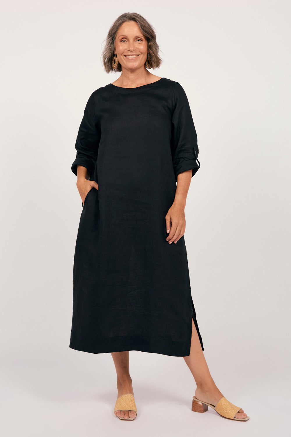 Jarla Linen Midi Dress in Black