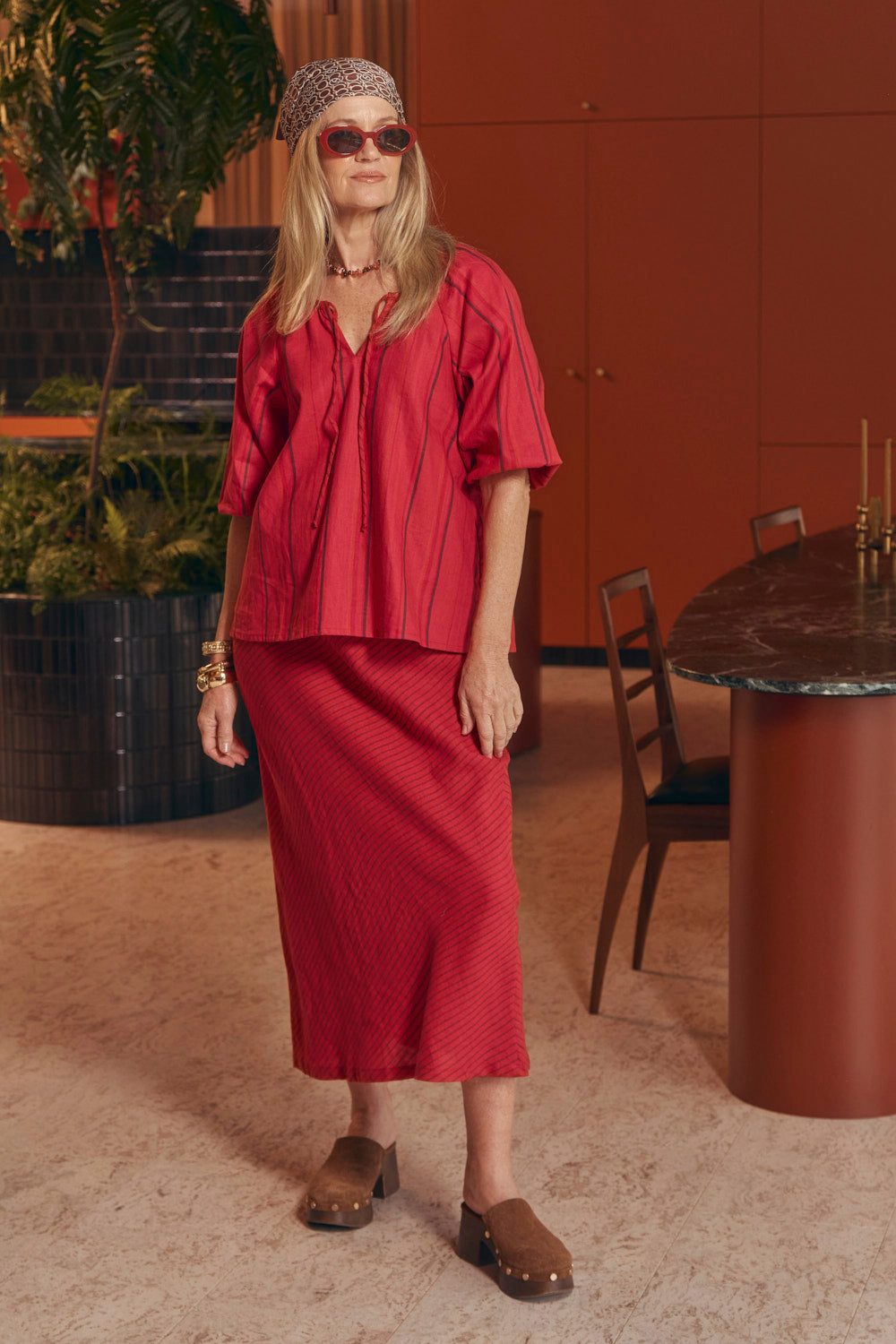 Katie Linen Bias Cut Skirt in Very Berry