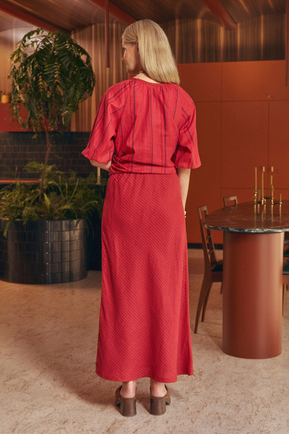 Katie Linen Bias Cut Skirt in Very Berry