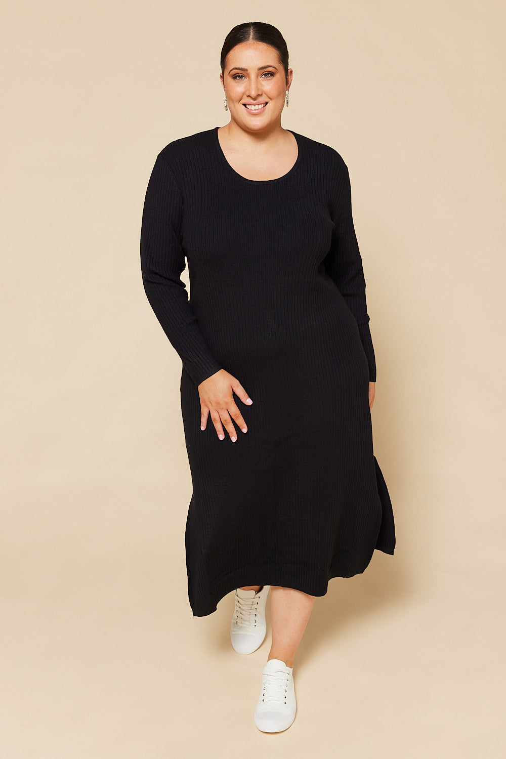 Knitted Straight Dress in Black