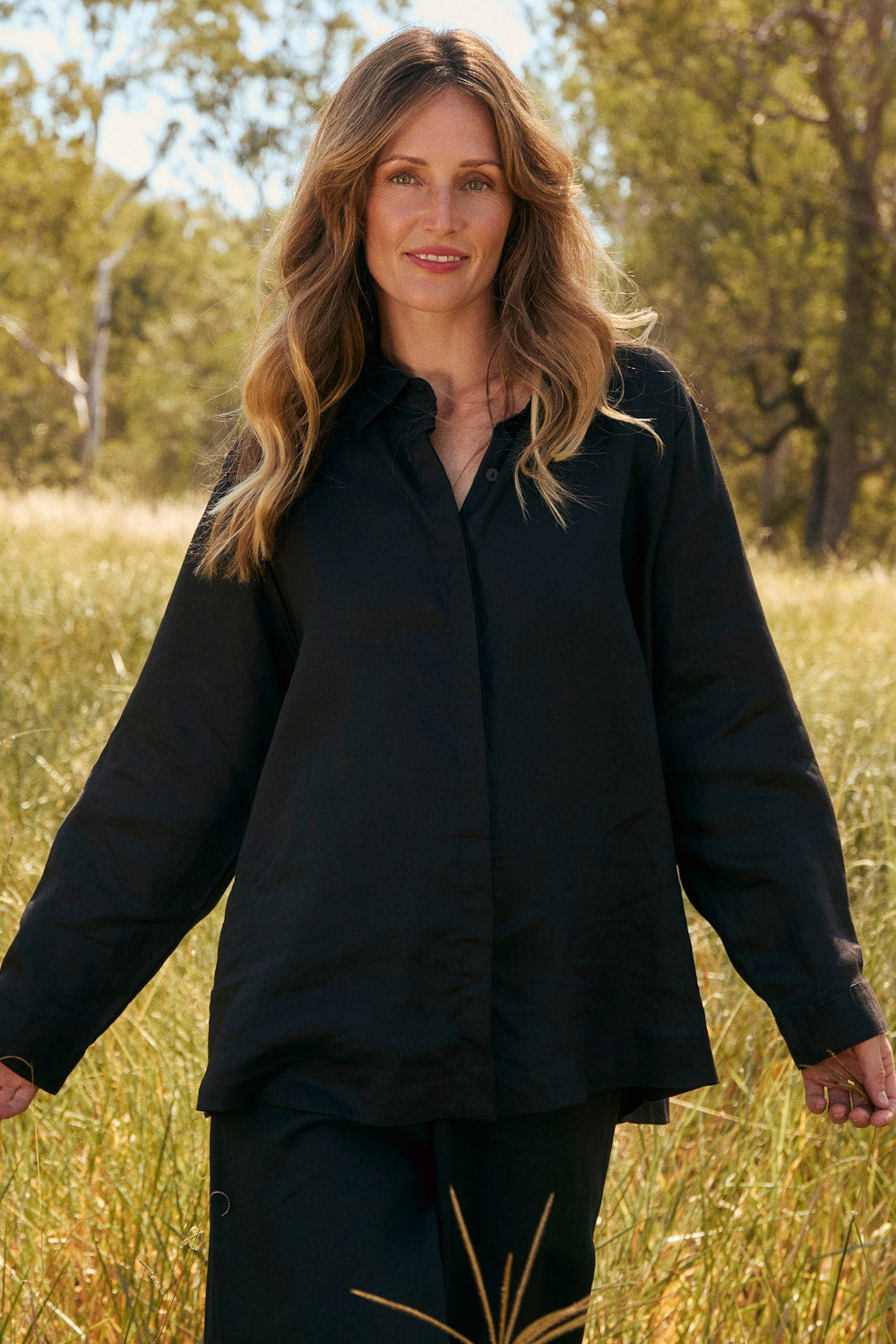 Oversized Linen Boyfriend Shirt in Black