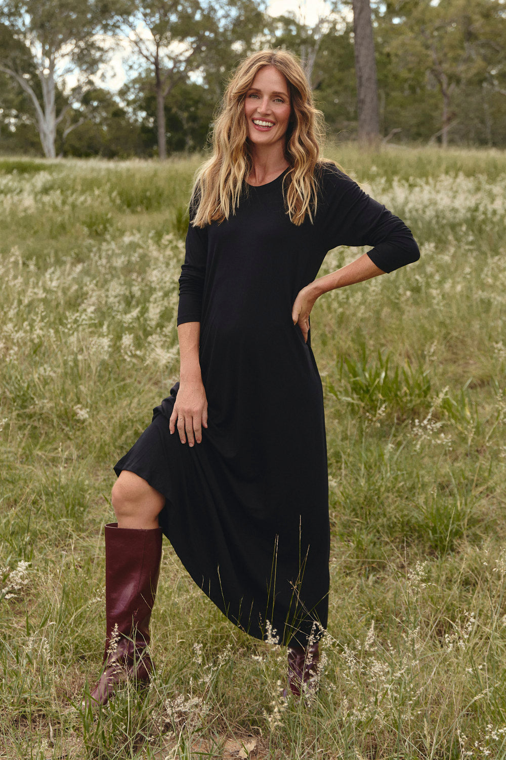 Long Sleeve Swing Dress in Black, Midi Dress - Adrift Clothing